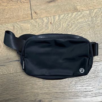 Lululemon  - Crossbody bags (Black)