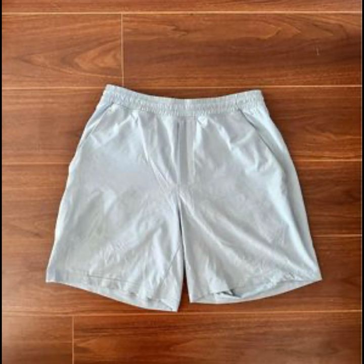  Lululemon White Shorts