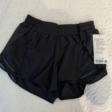 Lululemon, new, hotty hot shorts - Shorts (Black)