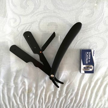 N/A - Shaving tools (Black)