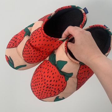 Baggu - Slippers (White, Pink, Red)
