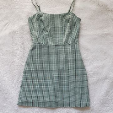 Aritzia - Mini-dresses (Green)