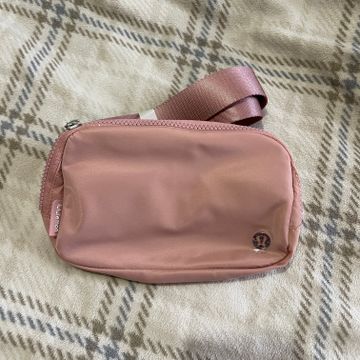 Lululemon - Crossbody bags (Pink)