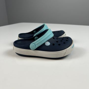 crocs - Sandals & Flip-flops (Blue)