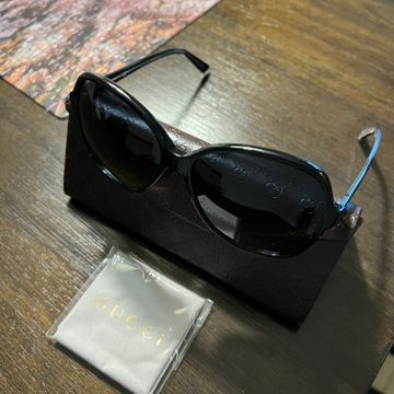 Gucci - Sunglasses (Black)