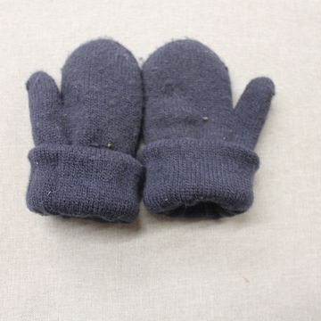 Inconnu - Gloves & Mittens