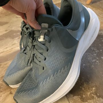 Nike - Running (Grey)