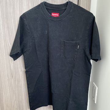 Supreme - T-shirts (Black)