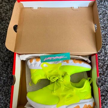 Nike - Sneakers (Yellow)