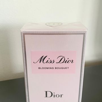 Dior  - Parfums