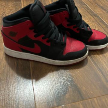 Jordan 1 mid banned  - Sneakers (Black, Red)