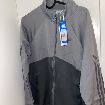 Adidas - Hoodies & Sweatshirts (Grey)