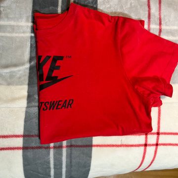 Nike - T-shirts (Rouge)
