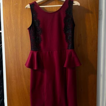 Novita - Formal/work dresses (Black, Red)