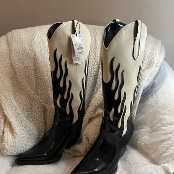 Zara - Knee length boots (White, Black, Beige)