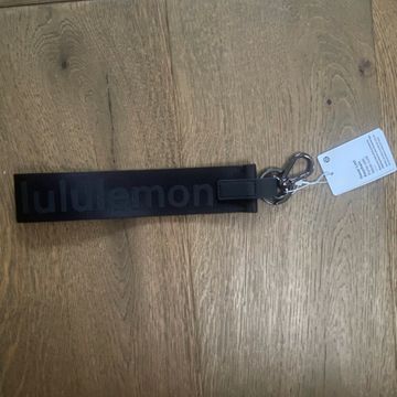Lululemon - Key & Card holders (Black)
