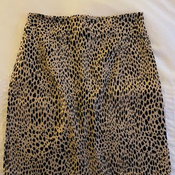 Brandy Melville - Mini-skirts (Brown, Beige)