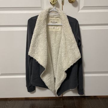 Abercrombie and Fitch - Sweaters (White, Grey)