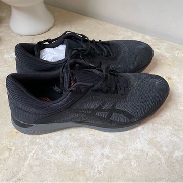 Asics - Sneakers (Black, Grey)
