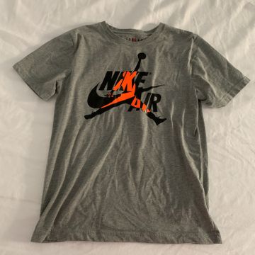 Nike - T-shirts (Orange, Grey)