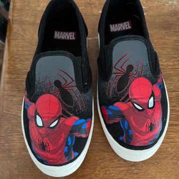 Marvel  - Slip-on shoes (Red)