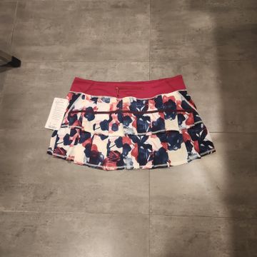 Lululemon - Skirts
