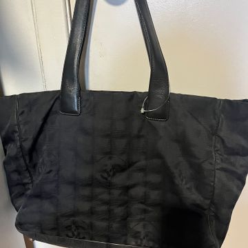 Chanel - Tote bags (Black)