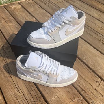 Jordan 1 store low size 1