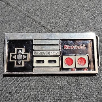 Nintendo - Belts (Red, Silver)