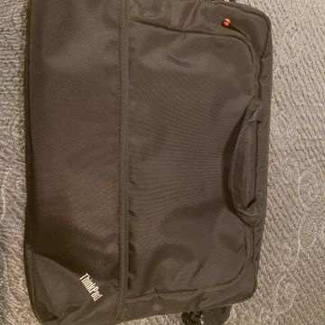 Lenovo - Laptop bags (Black)