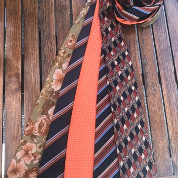 See comment - Cravates & pochettes (Noir, Marron, Orange)