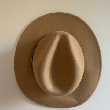 N/A - Hats (Brown, Beige)