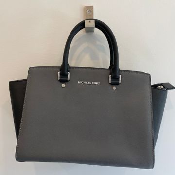 Michael Kors - Handbags (Black, Grey)