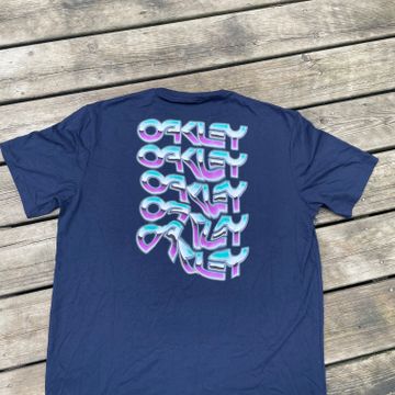 Oakley - Short sleeved T-shirts
