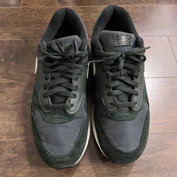 Nike - Sneakers (Green)