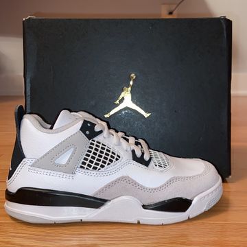 Nike Jordan - Dress shoes (White, Black, Grey)