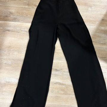 Zara  - Wide-leg pants (Black)