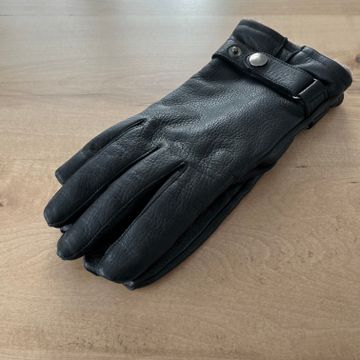 Danier  - Gloves (Black)