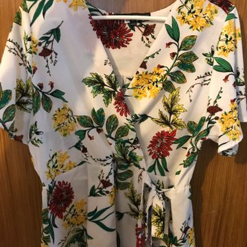 Inconnue - Short sleeved tops (White, Yellow, Green)