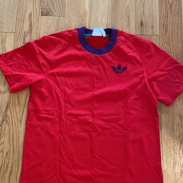 Adidas  - Short sleeved T-shirts (Red)