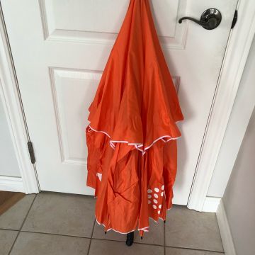 Puma - Umbrellas (Orange)