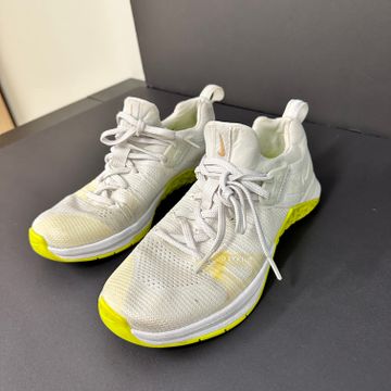 Nike - Indoors training (White)