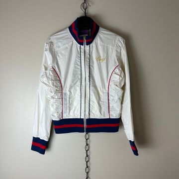 My best find of all time - vintage Starter jacket for $13! If anyone has  any info on it let me know : r/ThriftStoreHauls