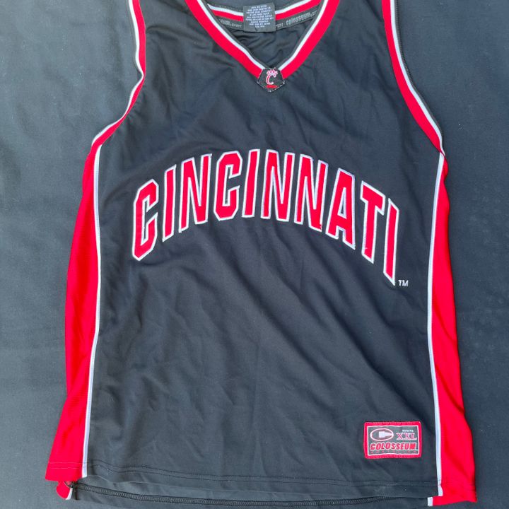 Colosseum Cincinnati Bearcats #30 Basketball Jersey Size XL