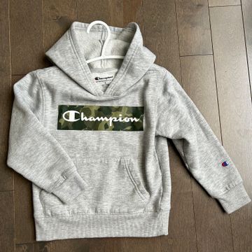 Champion  - Sweatshirts & Hoodies (Grey)