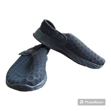 Eagsouni - Slip-on shoes (Black)
