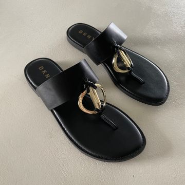 DKNY - Flat sandals (Black)
