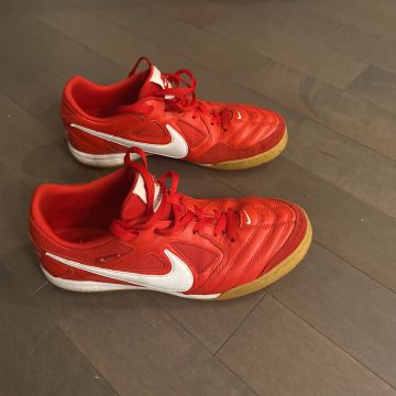 Nike - Trainers (Red)