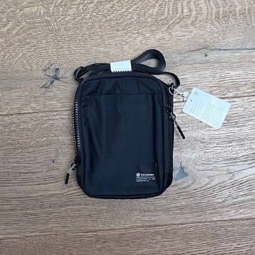 Lululemon  - Crossbody bags (Black)