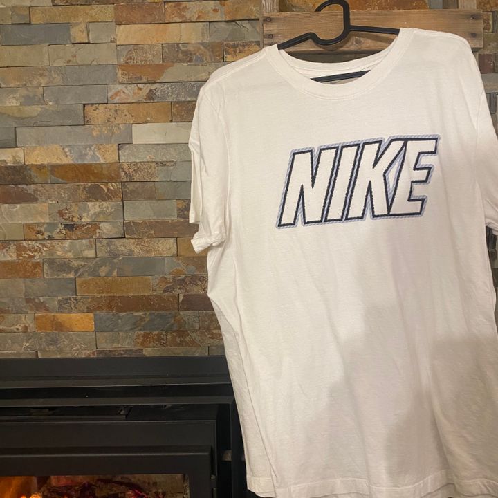 Nike, Shirts & Tops